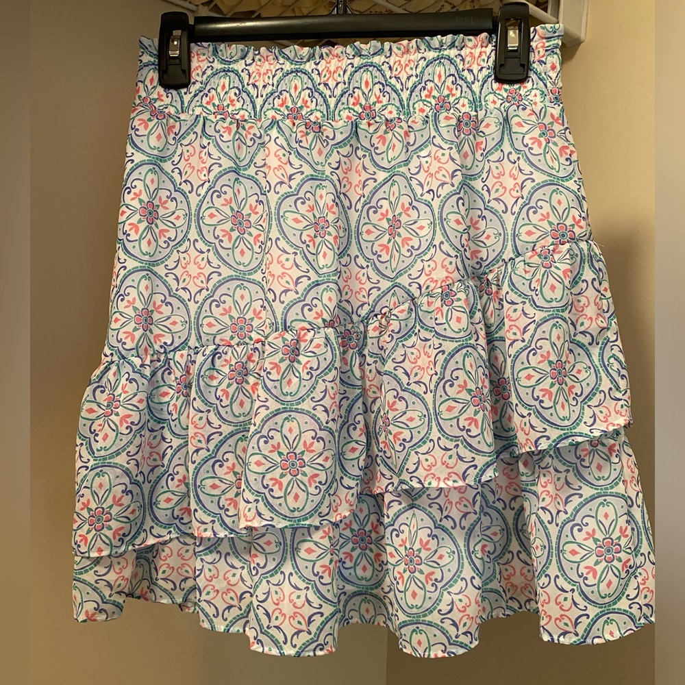 New Loft Outlet lined skirt with elastic waist size XS with $59.99 price tag